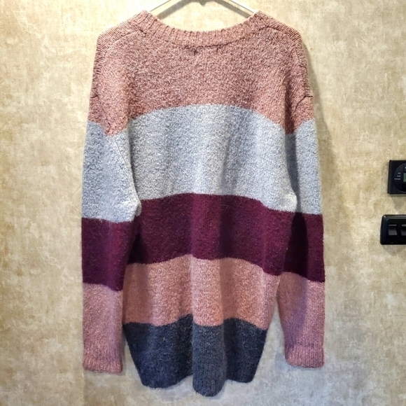 Silverflint Alpaca Wool Blend Colorblock Oversized Tunic Sweater - Picture 4 of 5